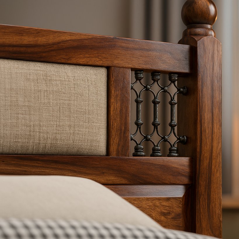 Aangan Royal Spindle Carved Bed